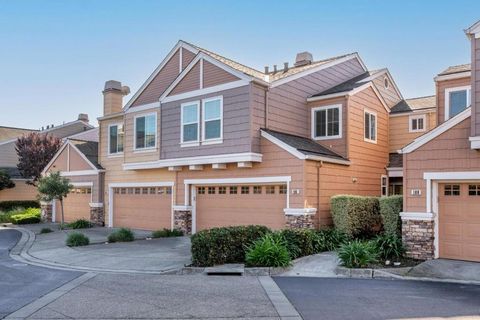 Photo of 106 Camerota Way, Redwood City, CA 94065 (MLS # ML82032806)