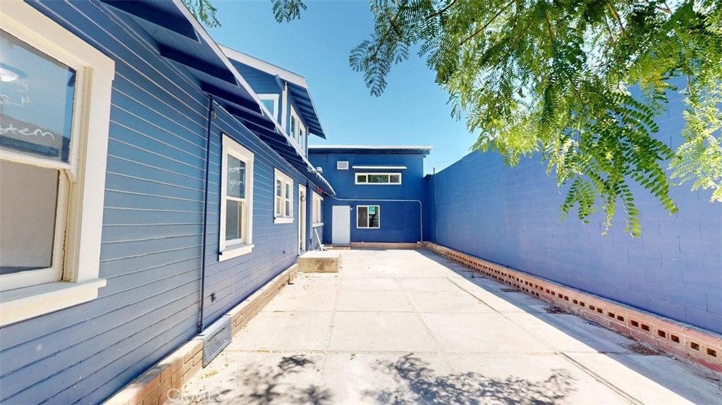 Welcome to 1825 Baker Street, a true unicorn property in the heart of Bakersfield. This rare, fully remodeled mixed-use property offers unmatched flexibility and value, ideal for owner-users, investors, or business operators seeking a LIVE/WORK opportunity. Situated on a 6,773 sq ft lot, the property features approximately 3,400 sq ft of total building area, thoughtfully divided into residential and commercial spaces.
The beautifully renovated residential portion spans roughly 2,800 sq ft and includes four spacious bedrooms and two and a half modern bathrooms. The additional 600+ sq ft commercial space—with its own private bathroom—offers incredible versatility for a home-based business, studio, office, or storage.
This property has been extensively upgraded from top to bottom. Improvements include a permitted new electrical panel, a brand-new roof, new water heaters, a new heating unit, and fully restored electrical and plumbing systems. The interior has been tastefully updated with new flooring throughout, fresh paint, remodeled bathrooms, new kitchen cabinets, stone countertops, and brand-new appliances. The commercial space has also been modernized with new flooring, an updated bathroom, and fresh paint.
Exterior enhancements include a complete property clean-up, tree trimming, fresh exterior paint, new security gates, an alarm system, and new exterior doors. With alley access and five private rear parking spaces, the property is designed for both convenience and functionality.
Perfectly located near a park, elementary school, church, and with quick access to Highway 178, this property is ideal for a variety of uses. Whether you’re dreaming of operating your own care facility, chiropractic office, yoga studio, hair salon, or private school, the opportunity is as broad as your imagination.
Finally, the opportunity to own 1825 Baker Street gets even better—Seller is willing to provide Owner Financing, with terms to be discussed at the time of offer.
Don’t miss your chance to own this one-of-a-kind, fully upgraded property in a growing and dynamic area. This is a must-see!