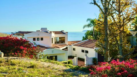 Photo of 8 Burrell Lane, Rancho Palos Verdes, CA 90275 (MLS # P1-26203)
