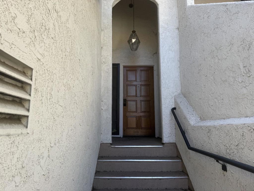 1560 Apache Dr D