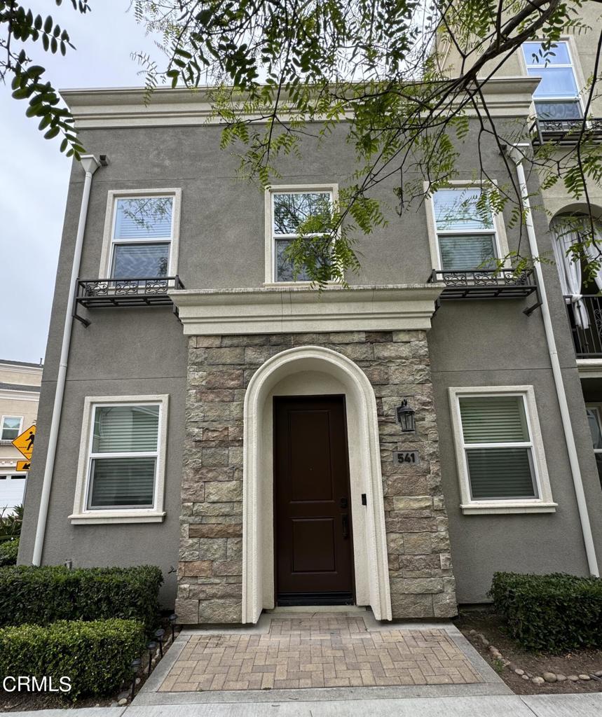 This 3 bedroom + 3.5 -bathroom townhome is located in a quiet, desirable neighborhood in the new Wagon Wheel community. Constructed in 2020 with 2,015 square feet, this wonderful home offers all the modern comforts.The home has been well maintained with upgrades throughout. The first level features an open kitchen with corian countertops, stainless-steel appliances, plenty of cabinet space, pendant lighting fixtures and an eat-at bar - great for entertaining or spending time with family. Vinyl flooring throughout the kitchen and living room.The second floor offers 3 spacious carpeted bedrooms, including the primary suite and a laundry room with a washer and dryer provided. The primary suite includes a walk-in closet, dual sinks and a standing shower. The other 2 bedrooms boast walk-in closets and a shared bathroom.The third level offers a spacious den area or California Room, perfect for an office or TV room with a white projector screen already installed - there is direct access to the third bathroom and spacious closet space. There are sliding glass doors that lead you to the outdoor deck, perfect for entertaining or to unwind.The new Wagon Wheel community offers great amenities, including, bike paths, dog parks, multiple picnic tables and barbecues. The community also offers casual dining, a brewery , coffee shop and bistro and many other great services. The Collection Shopping Center is also a short walk/drive away and includes, Century Theater, Whole Foods, Target, 24 Hour Fitness, Yard House, Starbucks and much more!Other notable features: HOA dues included Air Conditioning Attached 2 car garage A convenient location with easy access to the 101 freeway Corner unit - 1 shared wall No smoking. A small pet would be considered with an additional pet rent of $75 per month.