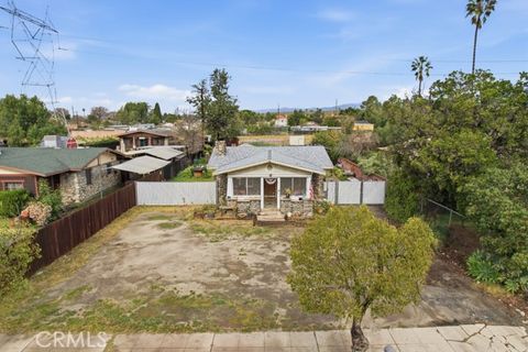 Photo of 11155 Allegheny, Sun Valley, CA 91352 (MLS # SR26030322)