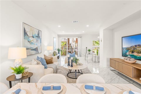 Photo of 248 Rockefeller, Irvine, CA 92612 (MLS # OC26181578)