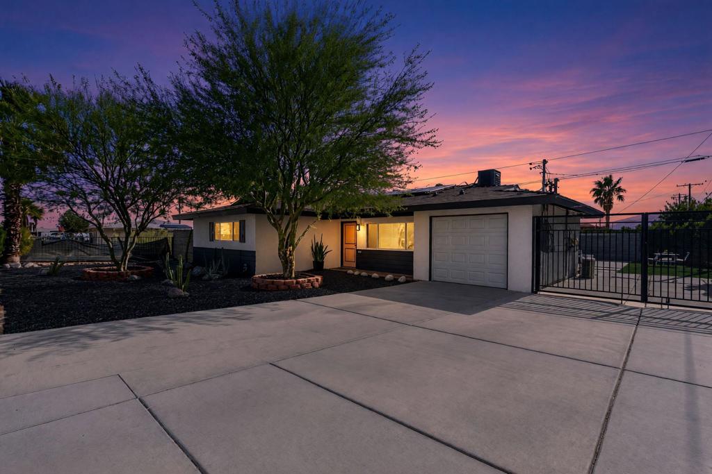 359 W Bon Air Drive