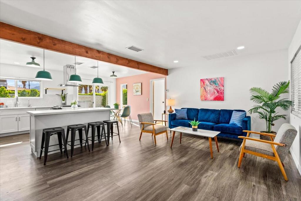 359 W Bon Air Drive
