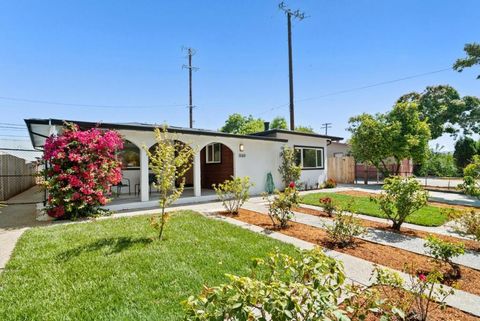 Photo of 3069 Agate Drive, Santa Clara, CA 95051 (MLS # ML82034928)