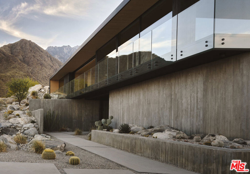 Desert Palisades - Residential