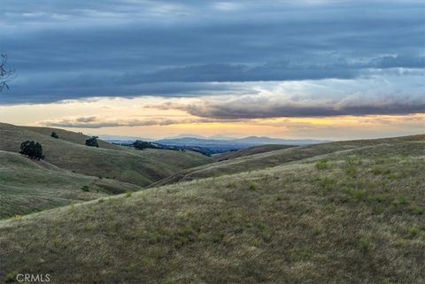Tiny photo for 3775 E Highway 41, Paso Robles, CA 93446 (MLS # NS26084972)
