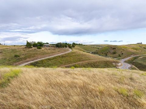 Tiny photo for 3775 E Highway 41, Paso Robles, CA 93446 (MLS # NS26084972)