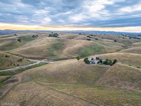 Tiny photo for 3775 E Highway 41, Paso Robles, CA 93446 (MLS # NS26084972)