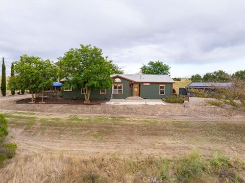 Tiny photo for 3775 E Highway 41, Paso Robles, CA 93446 (MLS # NS26084972)
