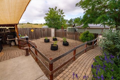 Tiny photo for 3775 E Highway 41, Paso Robles, CA 93446 (MLS # NS26084972)
