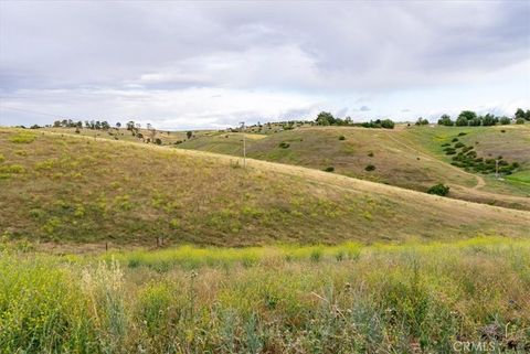 Tiny photo for 3775 E Highway 41, Paso Robles, CA 93446 (MLS # NS26084972)