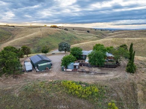 Tiny photo for 3775 E Highway 41, Paso Robles, CA 93446 (MLS # NS26084972)