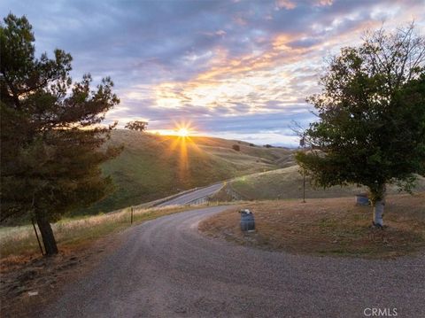 Tiny photo for 3775 E Highway 41, Paso Robles, CA 93446 (MLS # NS26084972)