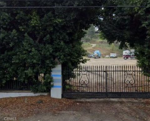 20552 E Holt Avenue Covina CA 91724