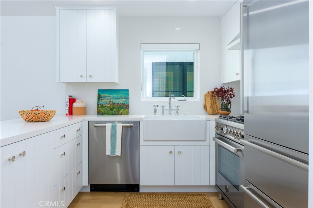 710 Heliotrope Avenue B