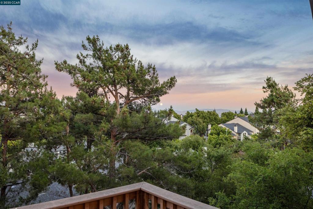 CALIF SUNRIDGE - Residential