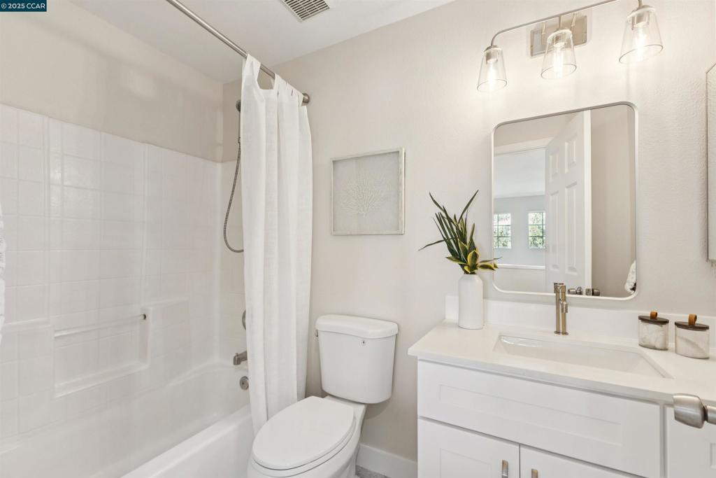 CALIF SUNRIDGE - Residential