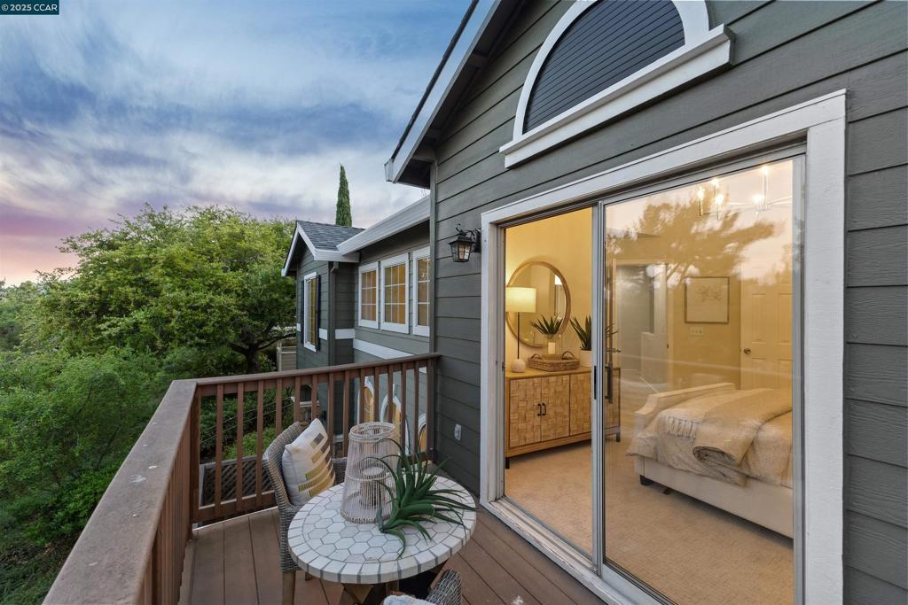 CALIF SUNRIDGE - Residential