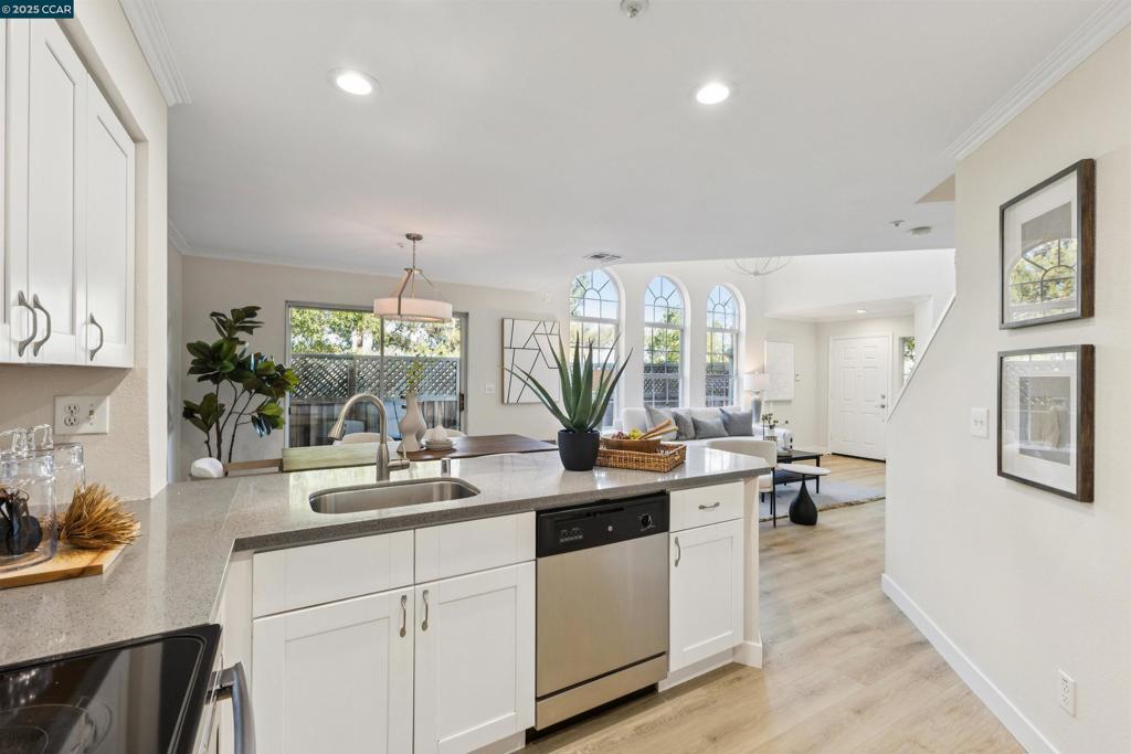 CALIF SUNRIDGE - Residential
