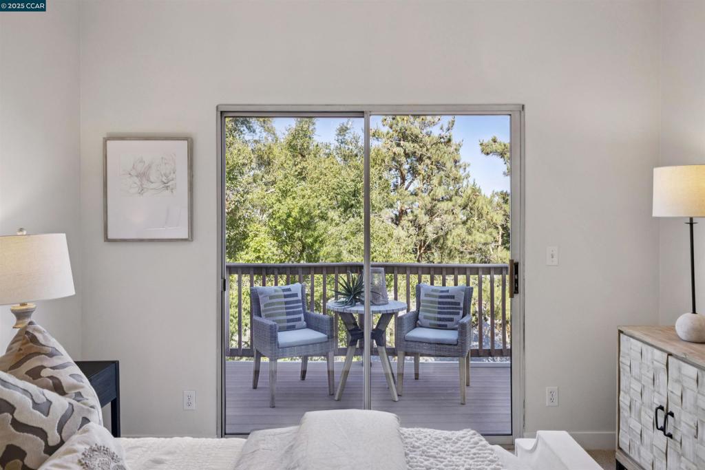 CALIF SUNRIDGE - Residential