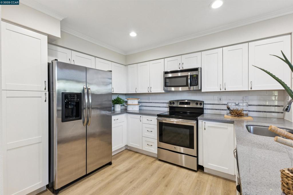 CALIF SUNRIDGE - Residential