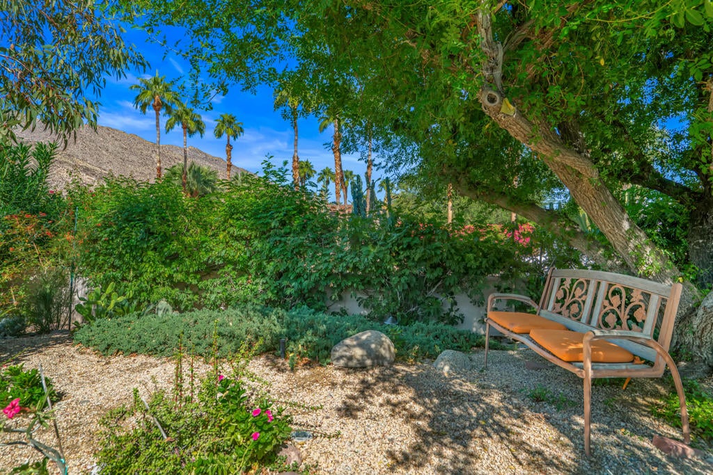 495 E Bogert Trail