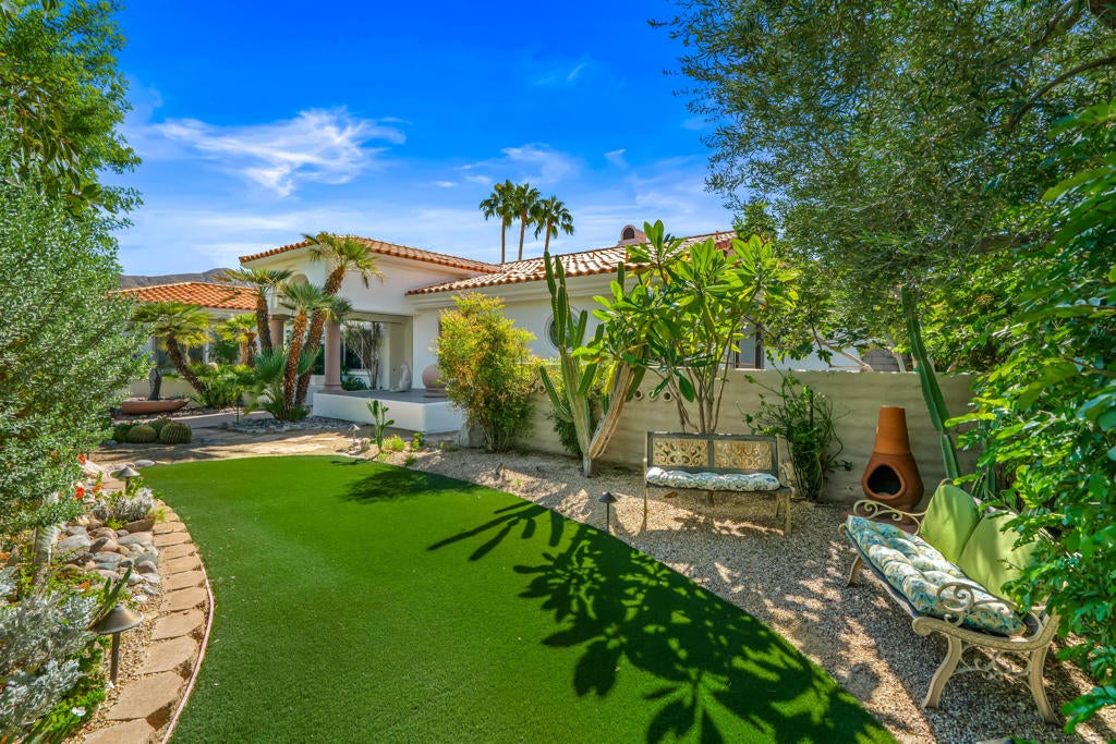 495 E Bogert Trail