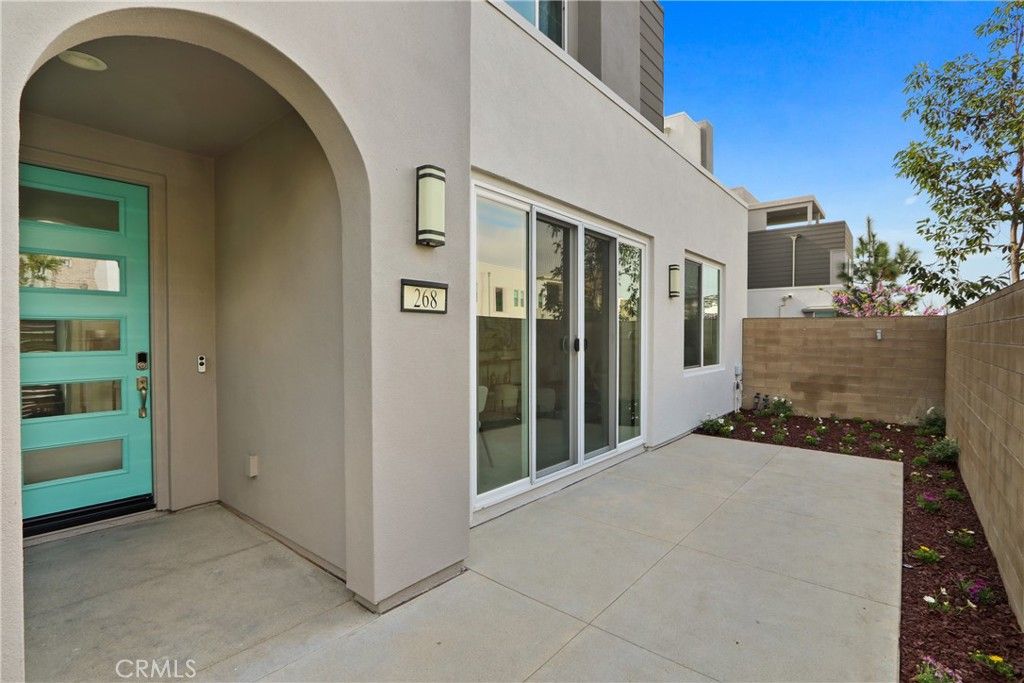 Photo of 268 Novel, Irvine, CA 92618 (MLS # AR26053540)