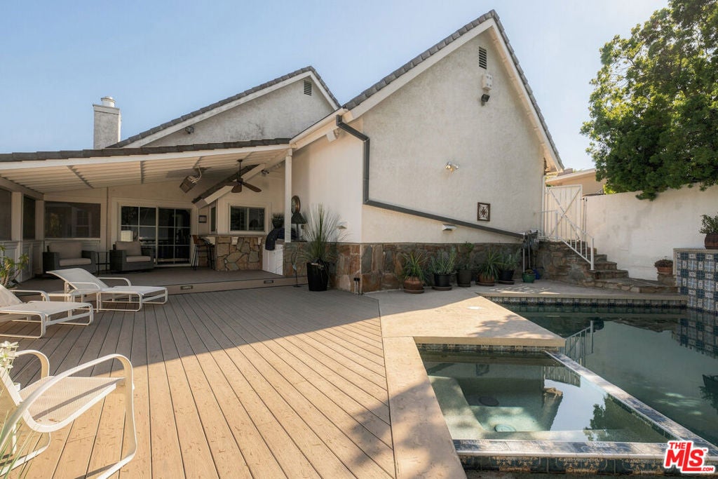 2312 Kimridge Road