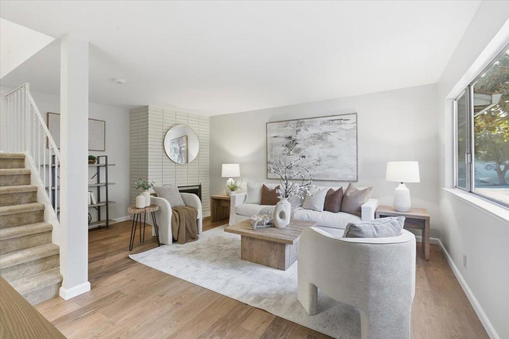 Properties 2 1542 Canna Court