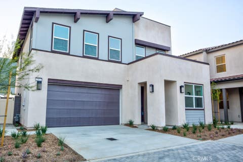 Photo of 15812 Caterpillar Dr DR, Fontana, CA 92336 (MLS # TR26175207)