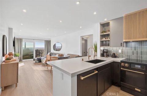 218 E Surfside Port Hueneme CA 93041