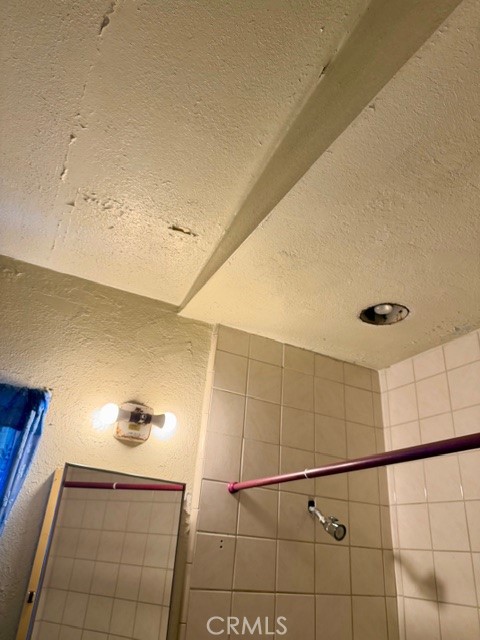 Properties 3 3726 E Iva