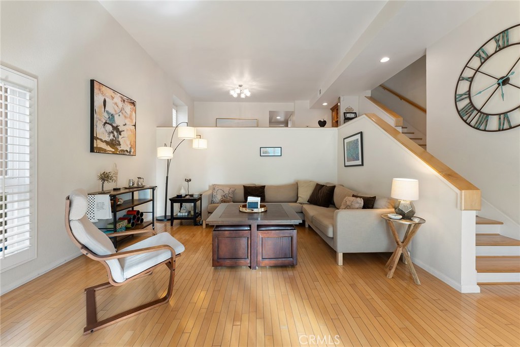 Quietly nestled within the well-maintained Oak Pointe complex, this 3 bed 3 bath townhome features a private direct-access garage and a thoughtful floor plan ideal for modern living. The updated kitchen includes top of the line stainless steel Viking appliances, bright breakfast nook, while the dining area overlooks a spacious living room with soaring ceilings, abundant natural light, and access to a private patio. All three bathrooms have been tastefully remodeled. The large primary suite offers a walk-in closet and private en-suite. The third bedroom is currently being used as a home office, perfect for a flex space as well. The garage area has been extensively insulated, offering water resistance from the rainy seasons. It also offers an insulated storage space. Community amenities include several pools, tennis courts, park-like greenbelts, and a dedicated dog park area. Enjoy close proximity to top Sherman Oaks dining, shopping, and quick access to both the 405 and 101 freeways.Don’t miss this rare opportunity to own a turnkey townhome in one of the Valley’s most sought-after neighborhoods.