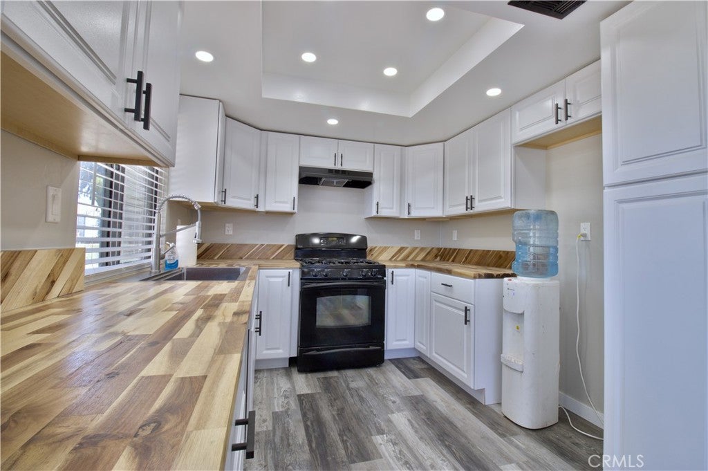 40570 159th Street E