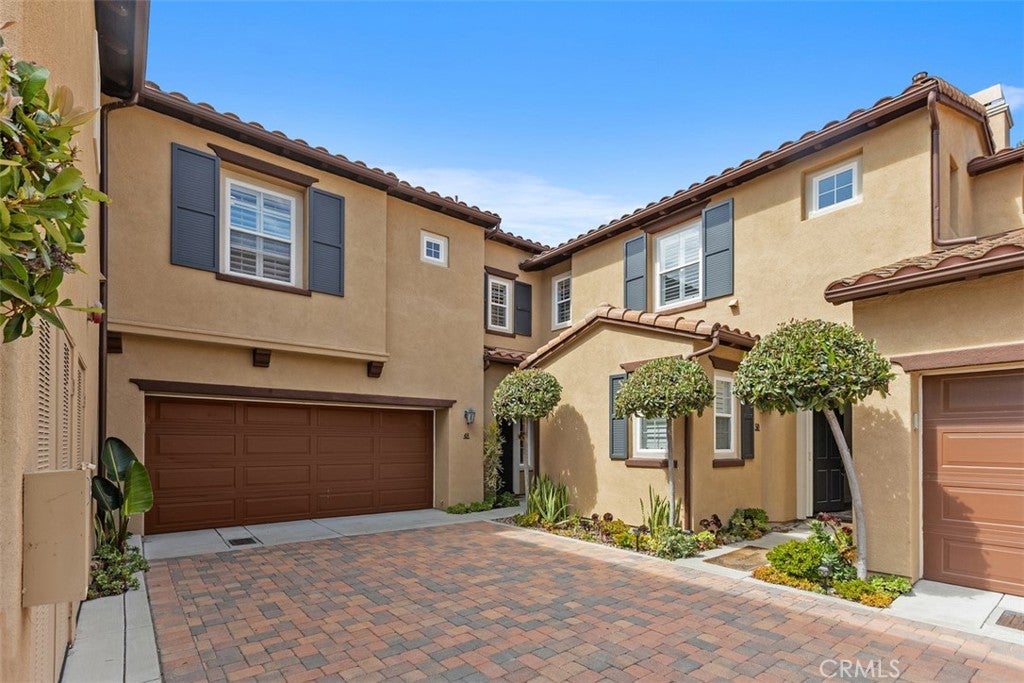 48 Paseo Verde