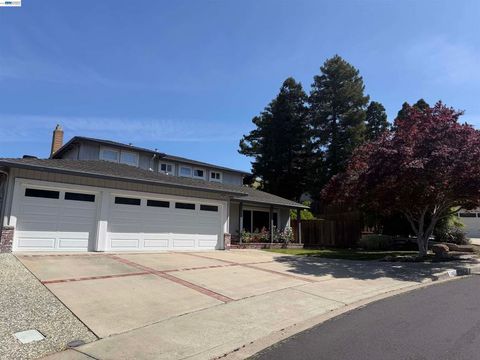 Photo of 7487 Quartz Circle Cir, Dublin, CA 94568 (MLS # 41131238)