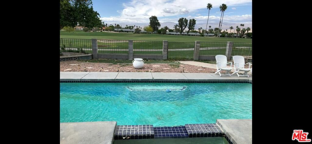 77580 california Drive