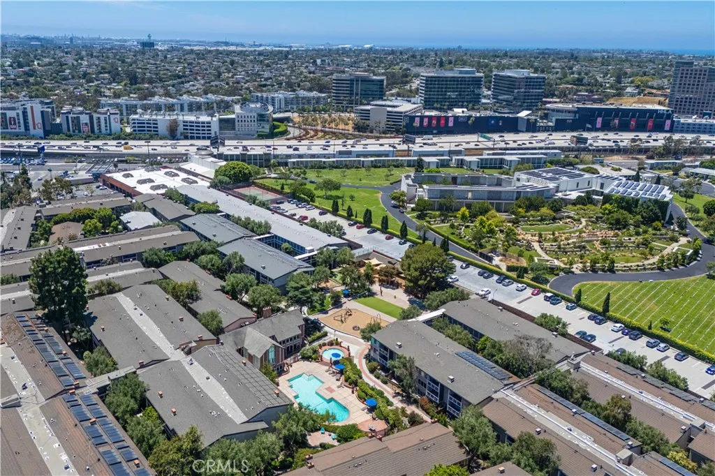 Culver City, California 90230, United States, 2 Bedrooms Bedrooms, ,2 BathroomsBathrooms,Residential,Active,168967