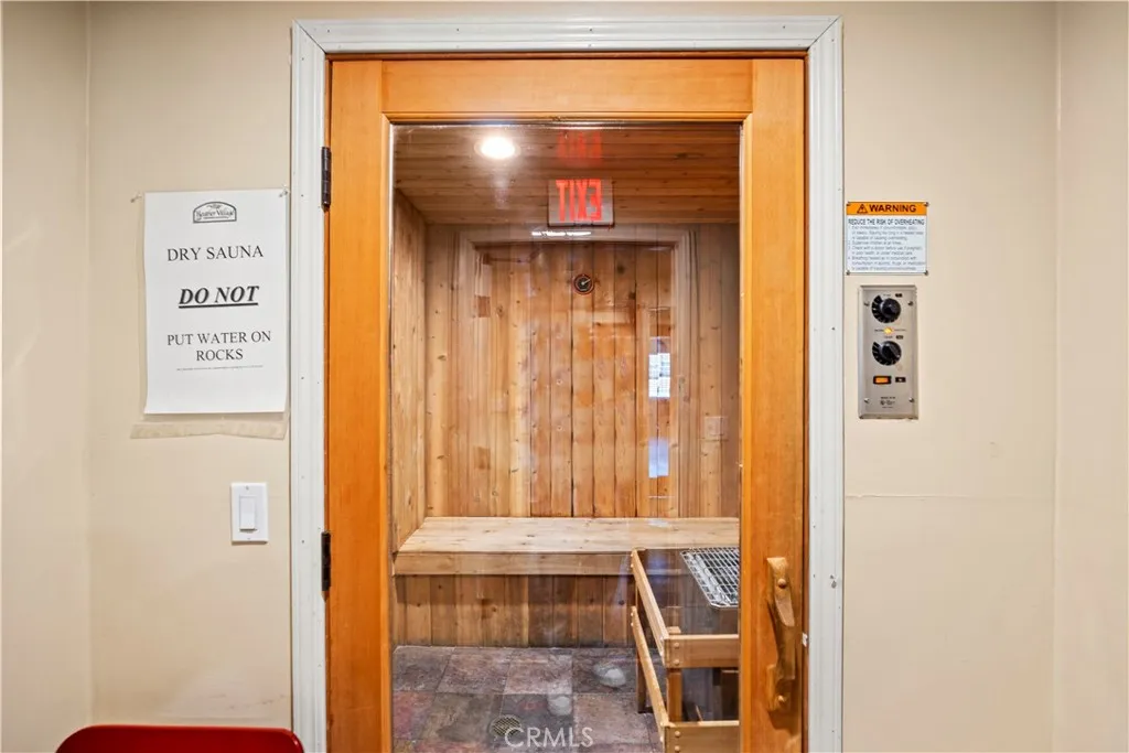 Culver City, California 90230, United States, 2 Bedrooms Bedrooms, ,2 BathroomsBathrooms,Residential,Active,168967