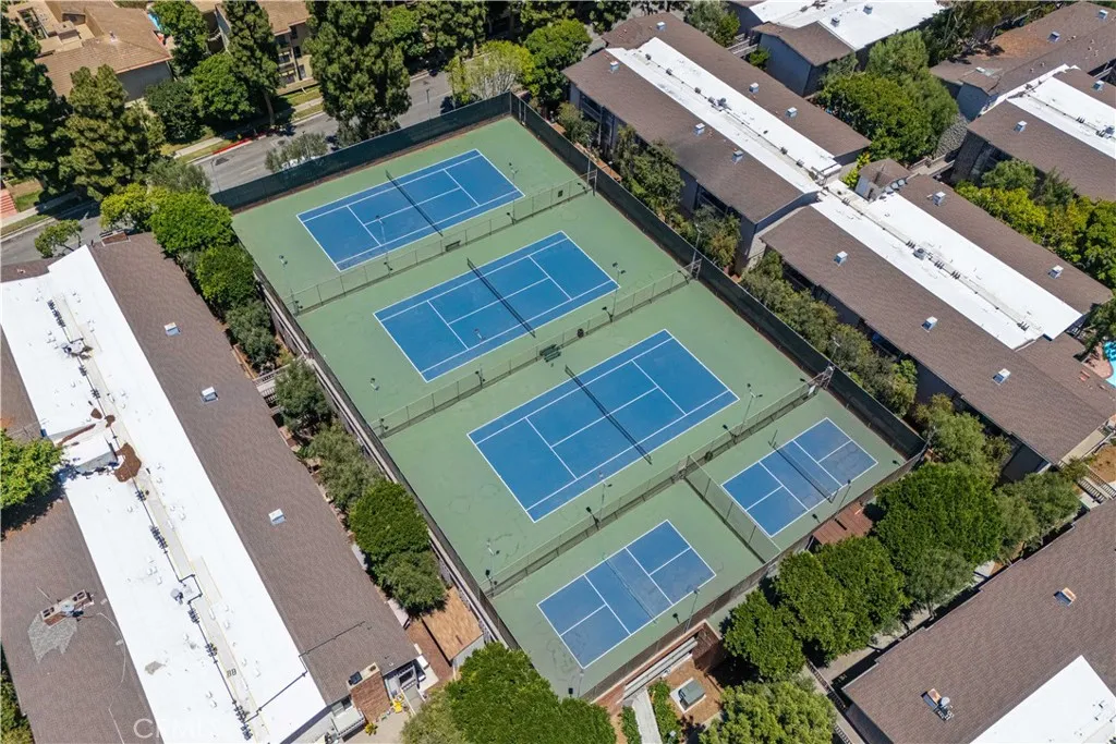 Culver City, California 90230, United States, 2 Bedrooms Bedrooms, ,2 BathroomsBathrooms,Residential,Active,168967