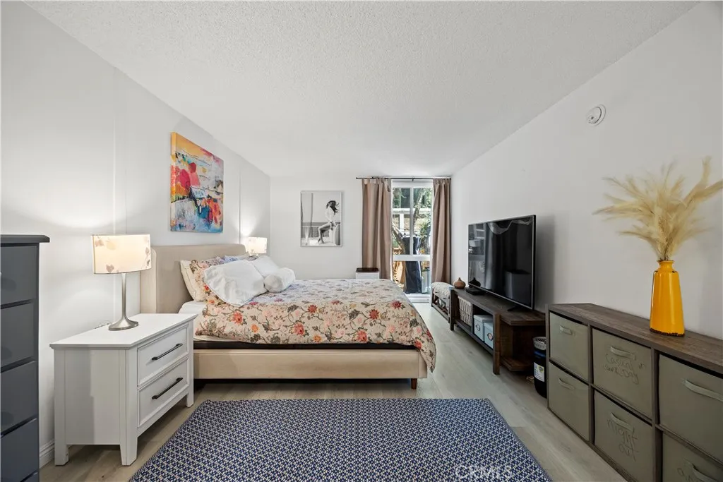 Culver City, California 90230, United States, 2 Bedrooms Bedrooms, ,2 BathroomsBathrooms,Residential,Active,168967