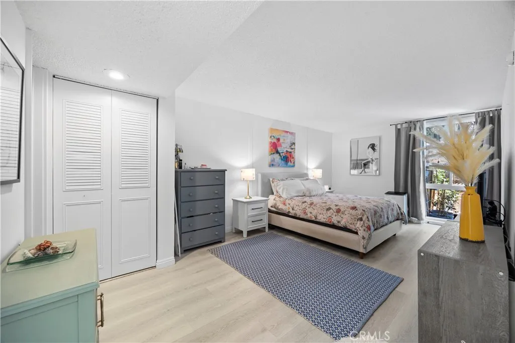 Culver City, California 90230, United States, 2 Bedrooms Bedrooms, ,2 BathroomsBathrooms,Residential,Active,168967