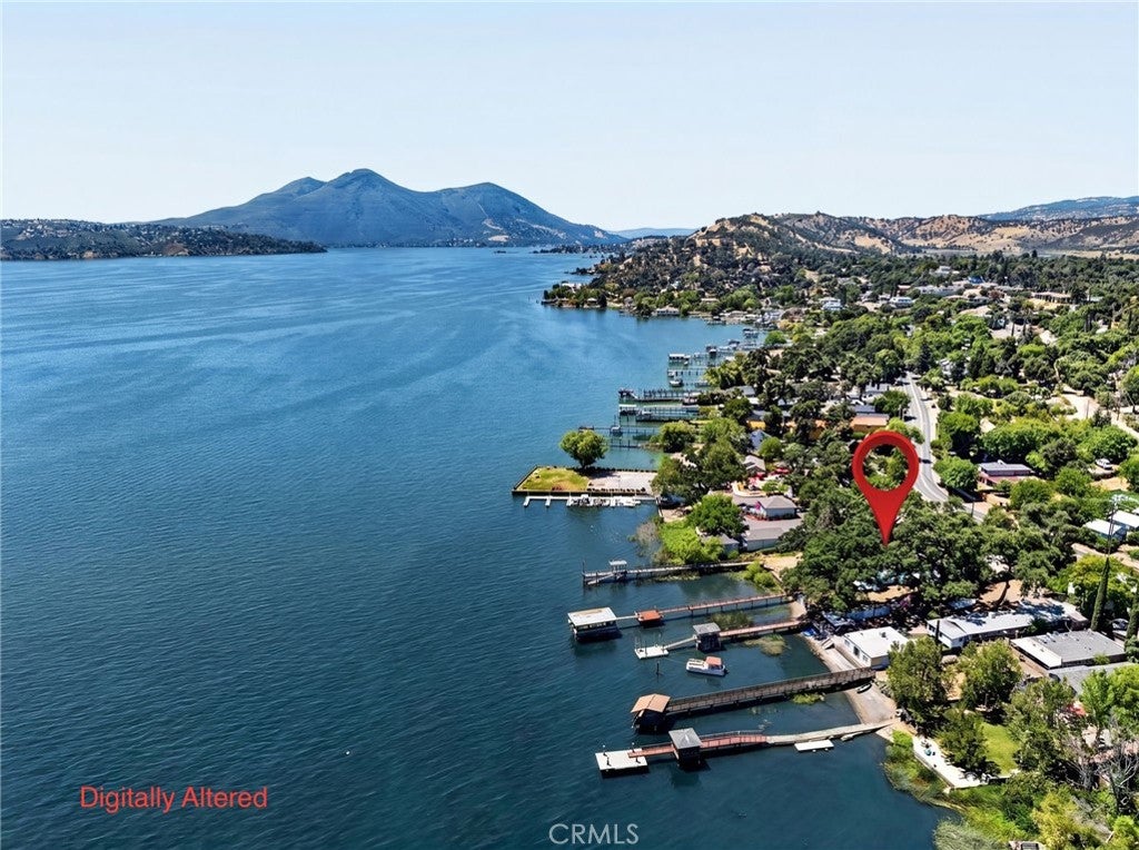 13911 Lakeshore