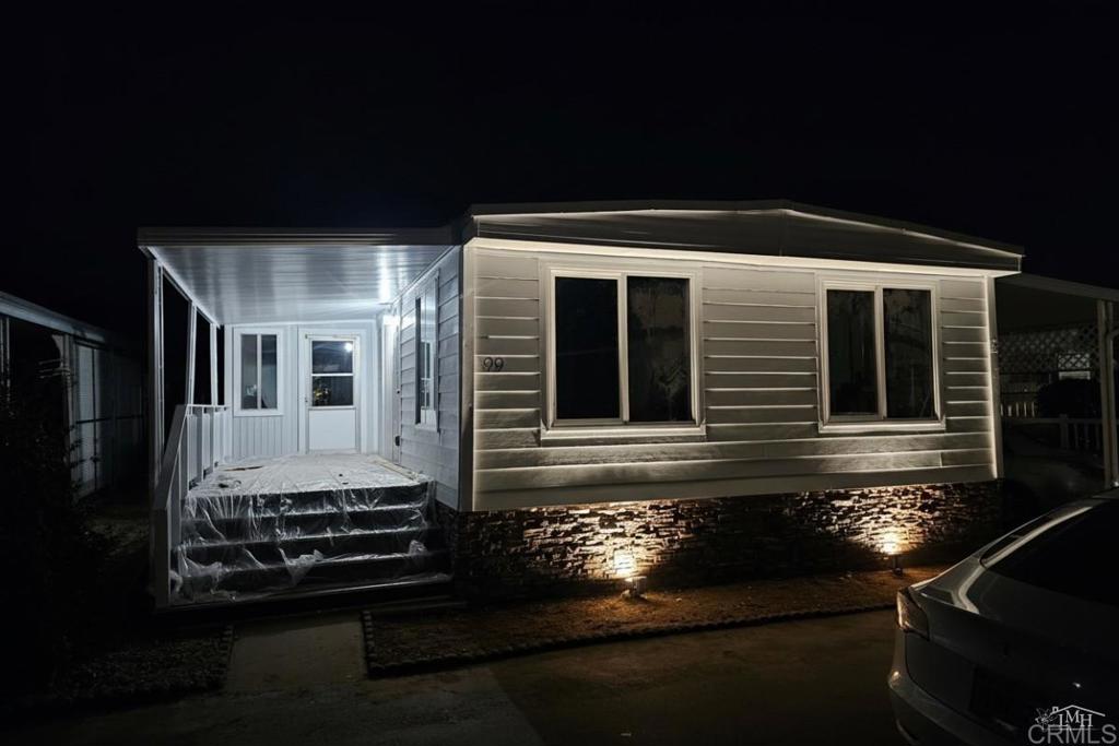 11949 Riverside Dr. 99