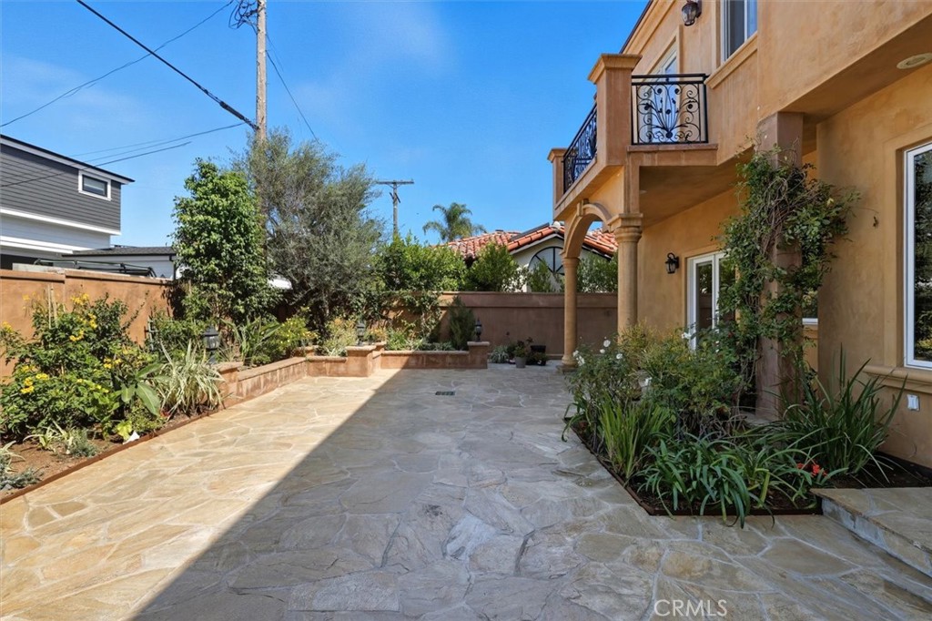 Newport Heights (NEWH) - Residential Lease
