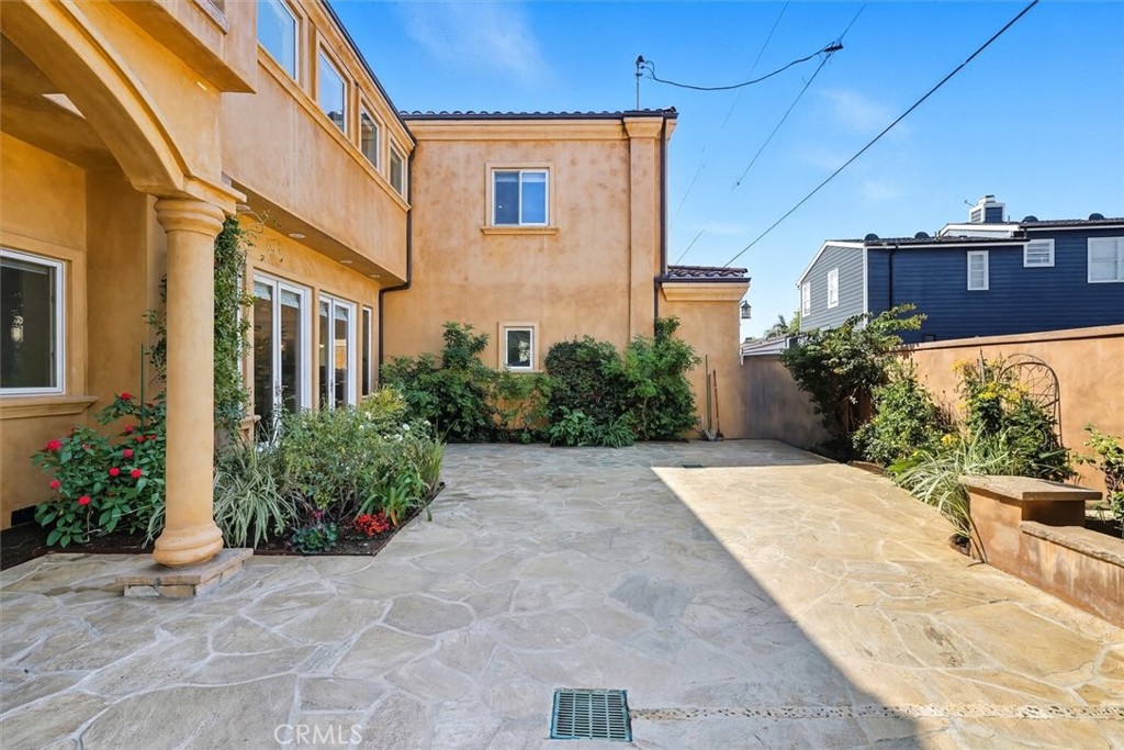 Newport Heights (NEWH) - Residential Lease
