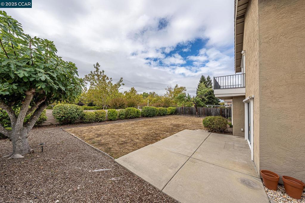 CANYON CREST - Residential